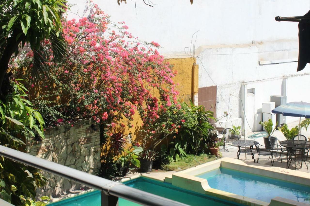 Hotel Vina Del Mar Lázaro Cárdenas Exteriör bild